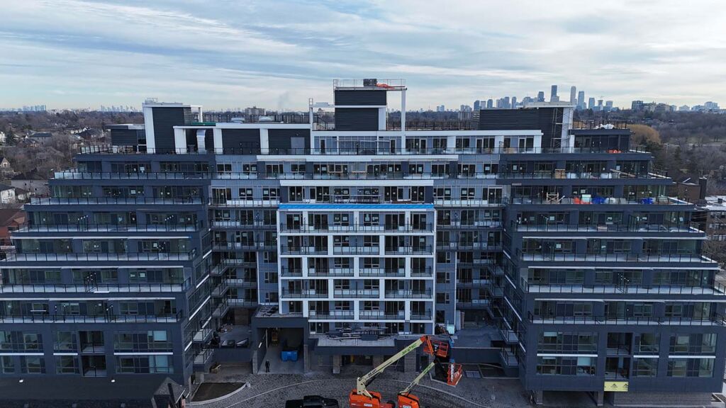 Aluminum window wall systems: The Dylan - Blackline Aluminum Project40