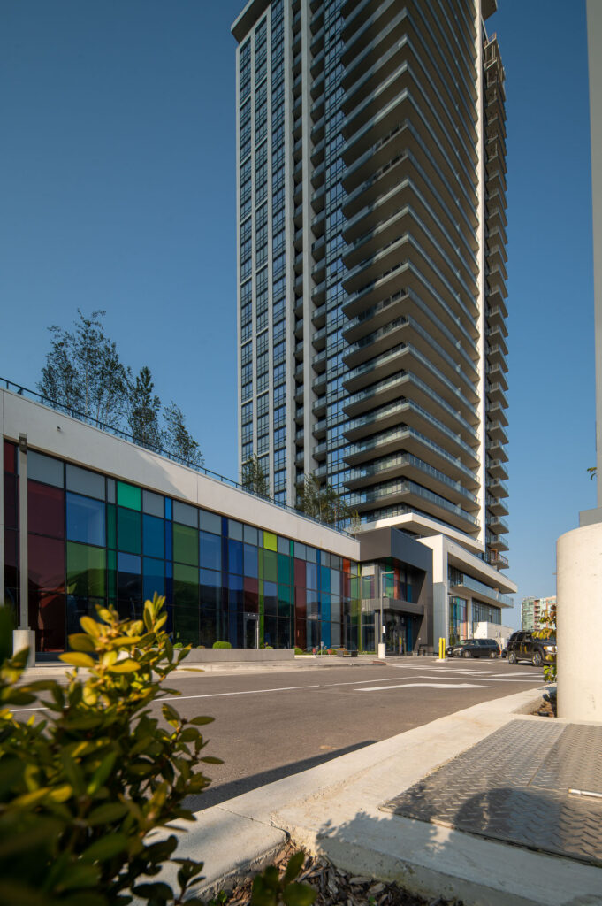 pavilia towers burnaby skytrain