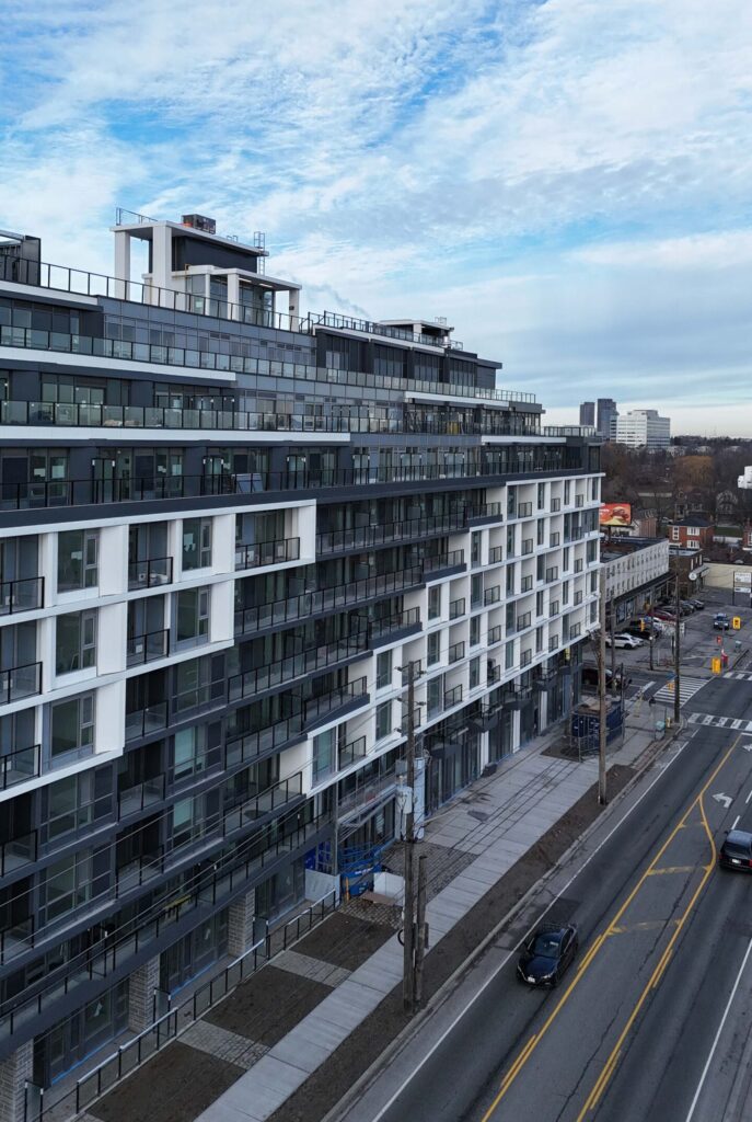 The Dylan Vancouver Condos - Blackline Aluminum Projects 11