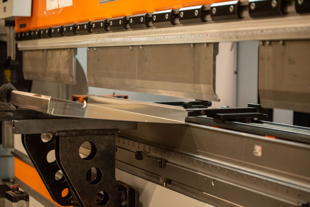 Precision CNC press brake bending aluminum sheet