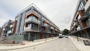 Lawrence Hill (Curlew) Blackline aluminum project1