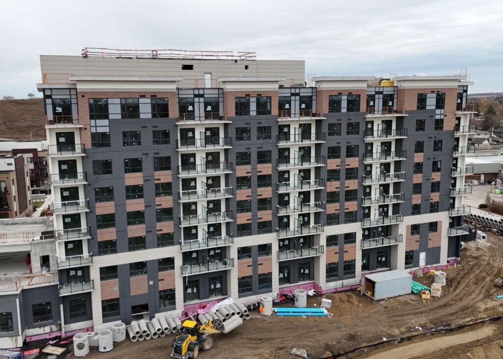 Verde Living - Blackline Aluminum Project - Main Page picture