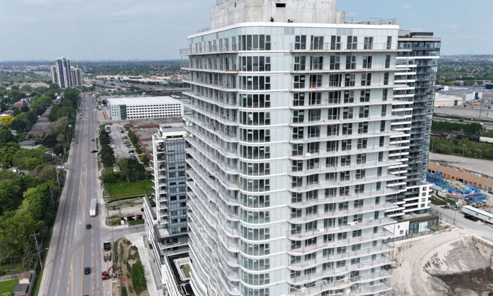 Universal City 6 Los Angeles Office